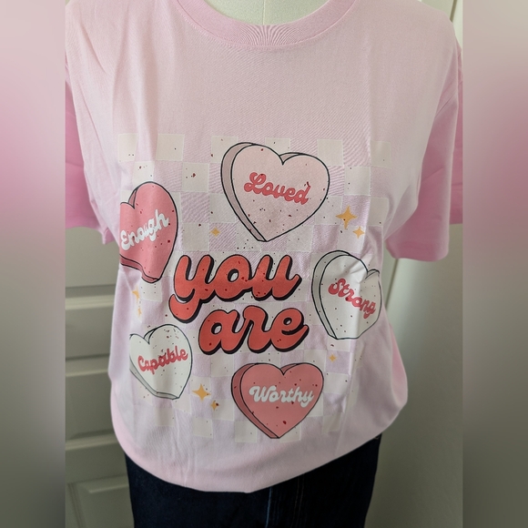 Valentine's Day Graphic Tee Candy Hearts Empowerment 100% CottonSize Small NWOT - Picture 3 of 12